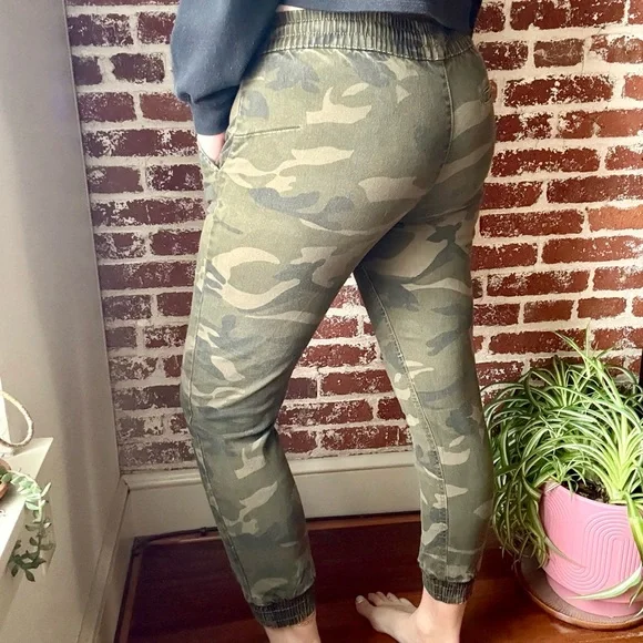 Rag Supply High Rise Camo Joggers - Picture 3 of 6